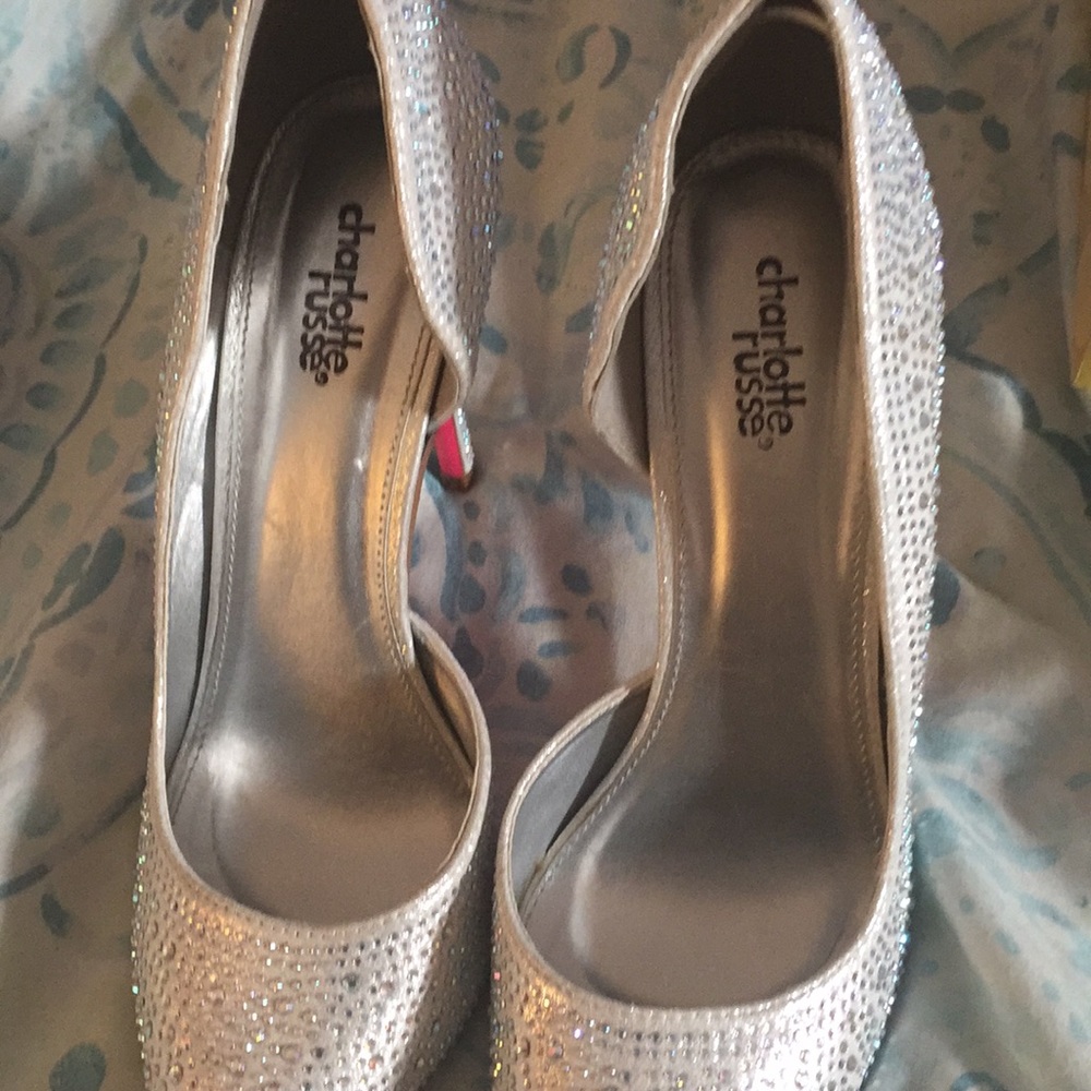 Not red bottoms but pink bottoms.